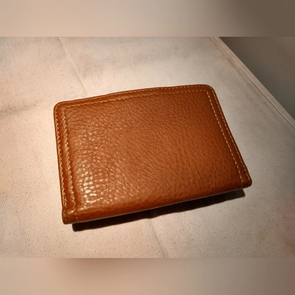 Relic Light Brown Leather Embroidered Wallet Classy Boho Western Zipper Pockets - Picture 3 of 4